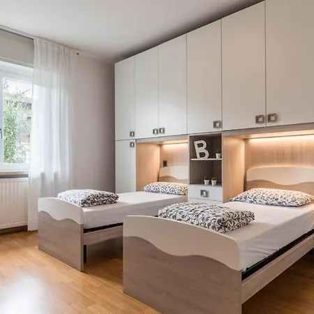 Casa Stefi N2 * מאלצ'סינה