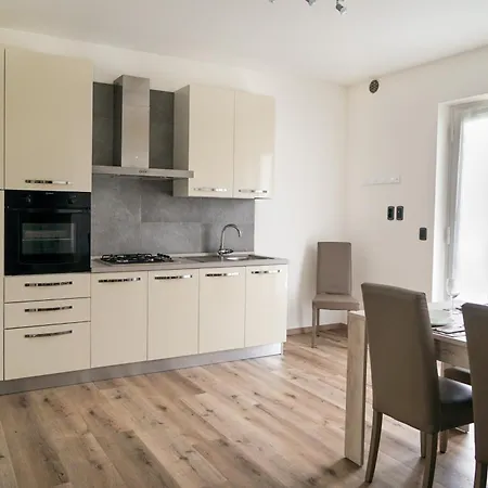 Apartamento Casa Stefi N2