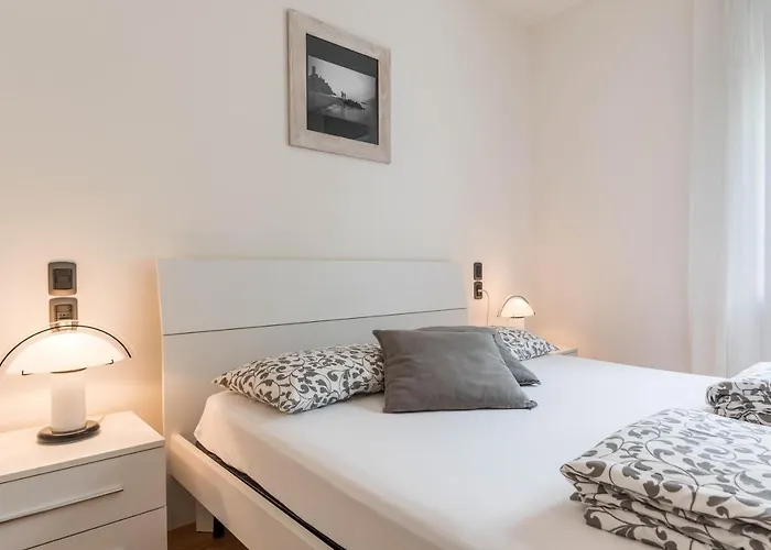 Апартаменты Casa Stefi N2 *