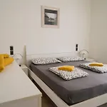 Apartamento Casa Stefi N2