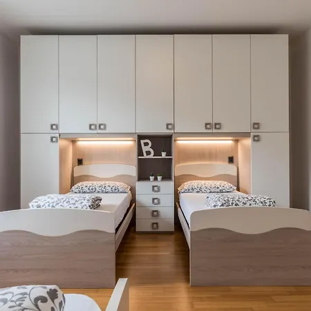Casa Stefi N2